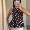 Puantiyeli boyundan bağlamalı bordo kadın bluz3